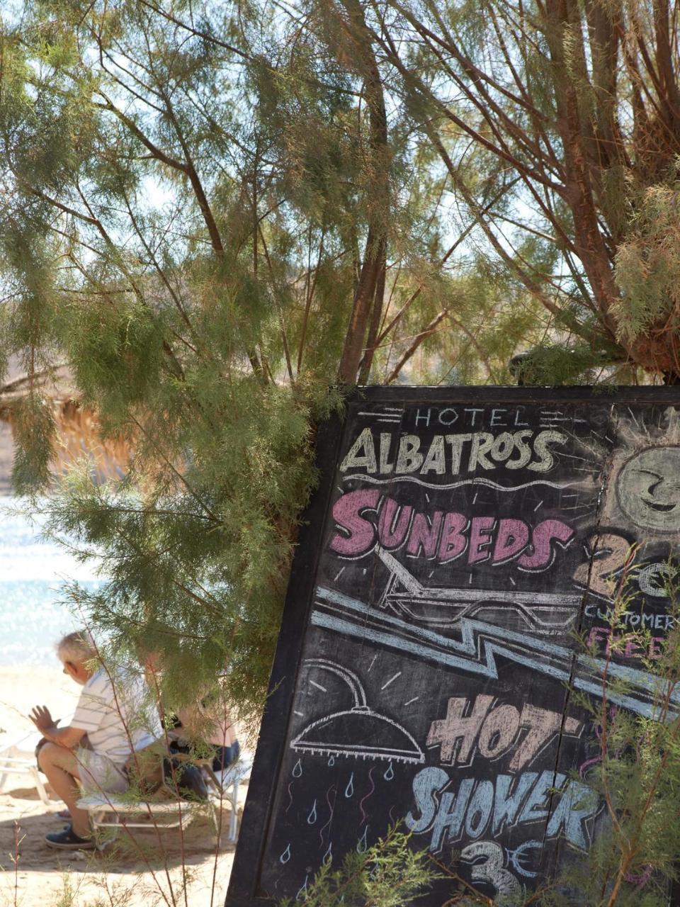 Albatross Ξενοδοχείο Λιβάδι Εξωτερικό φωτογραφία
